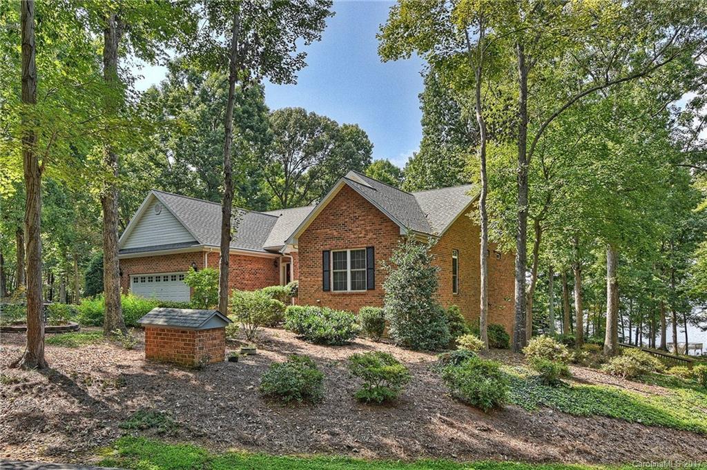 126 Allendale Cir., Troutman, NC 28166