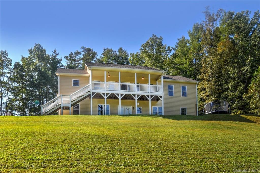 24 Lamplighter Ln., Weaverville, NC 28787