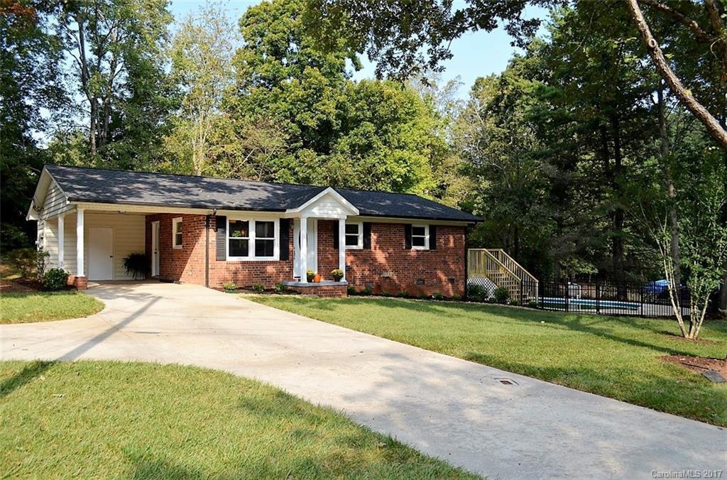 39 Erdell Ln., Hickory, NC 28601