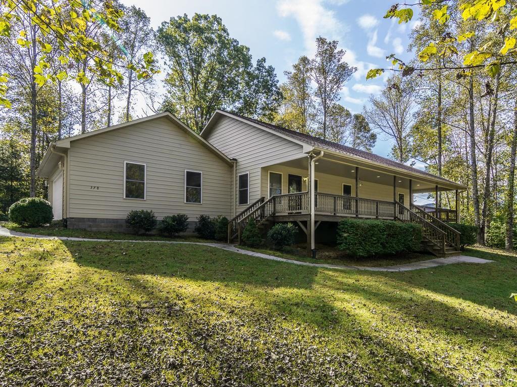 378 Avena Rd., Black Mountain, NC 28711