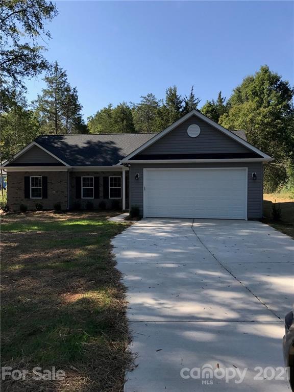 8217 Cedarbrook Dr., Charlotte, NC 28215