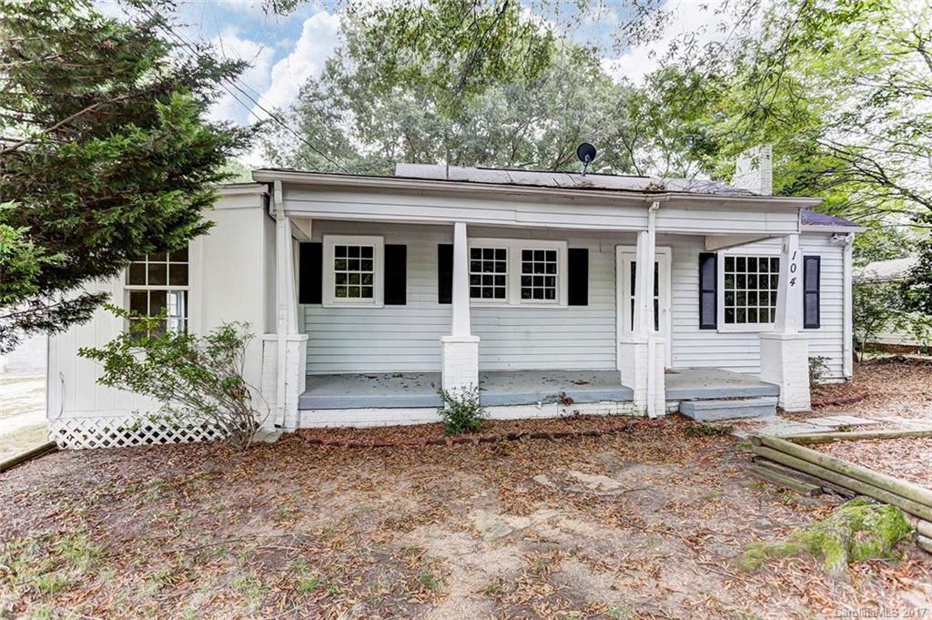104 Orchard Ave., Kannapolis, NC 28081