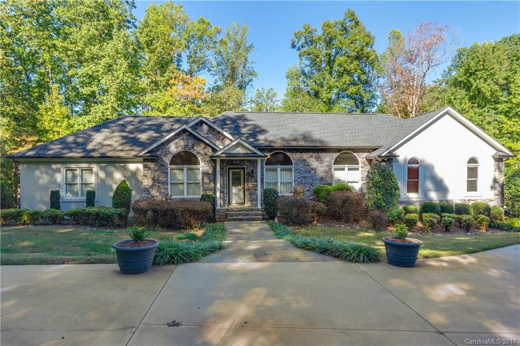 3855 Durfee Ln., Sherrills Ford, NC 28673