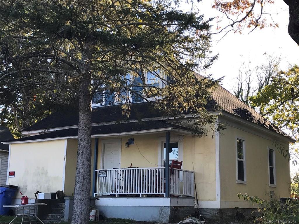 610 E Pace St., Hendersonville, NC 28792