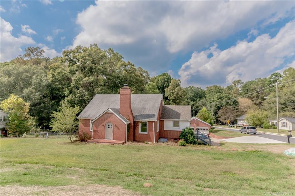 447 S Myrtle School Rd., Gastonia, NC 28052