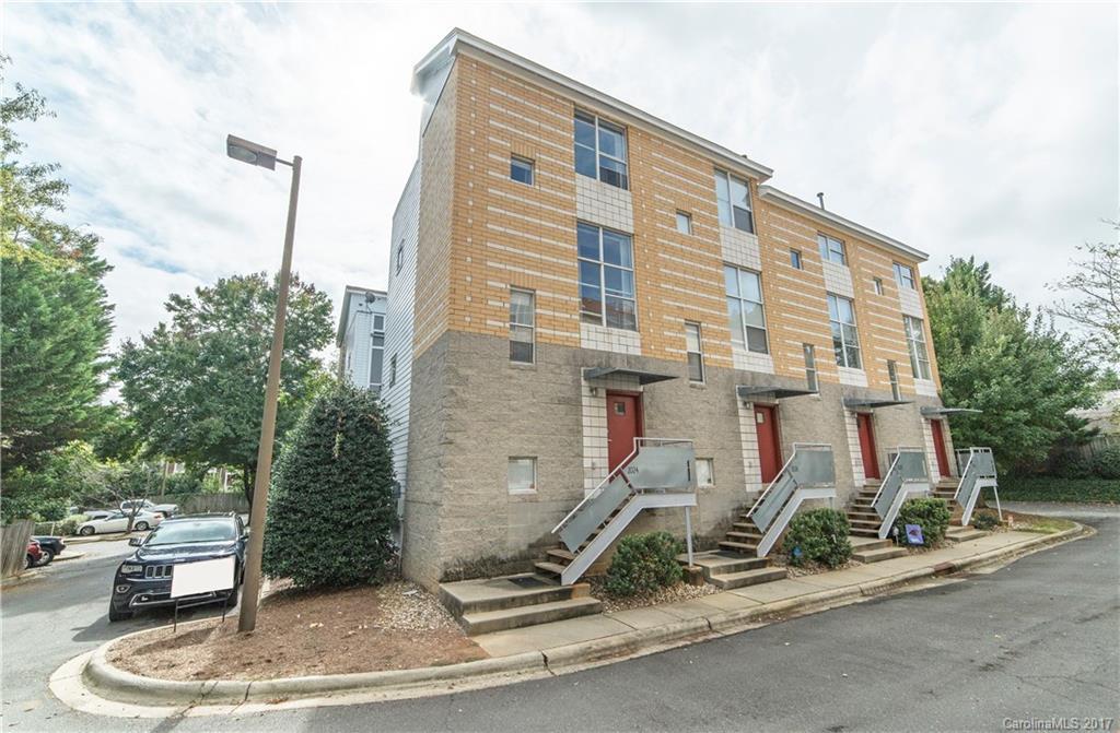 2024 Atherton Heights Ln., Charlotte, NC 28203