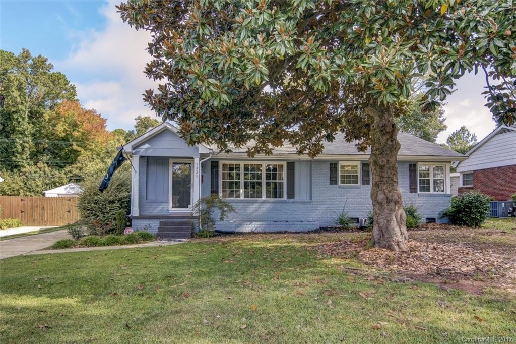 1321 Dresden Dr., Charlotte, NC 28205