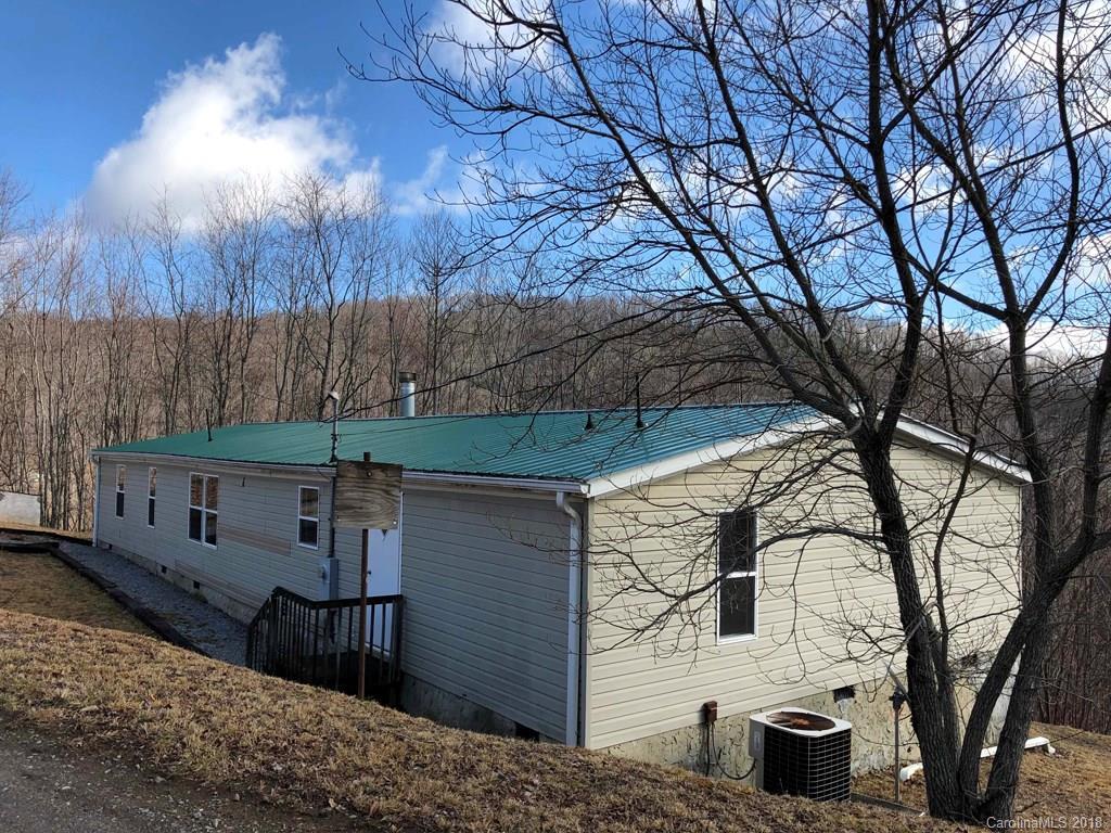 436 Rustic Ridge Dr., Canton, NC 28716