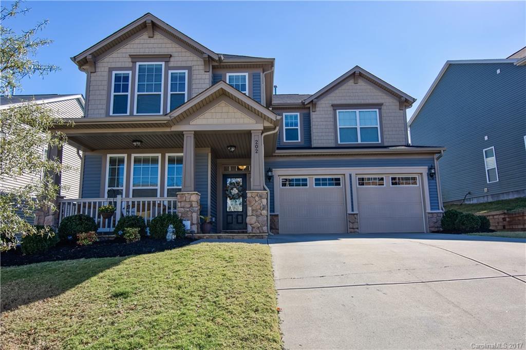 202 Silverspring Pl., Mooresville, NC 28117