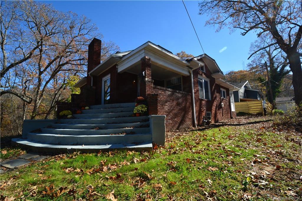 111 White Fawn Dr., Asheville, NC 28801