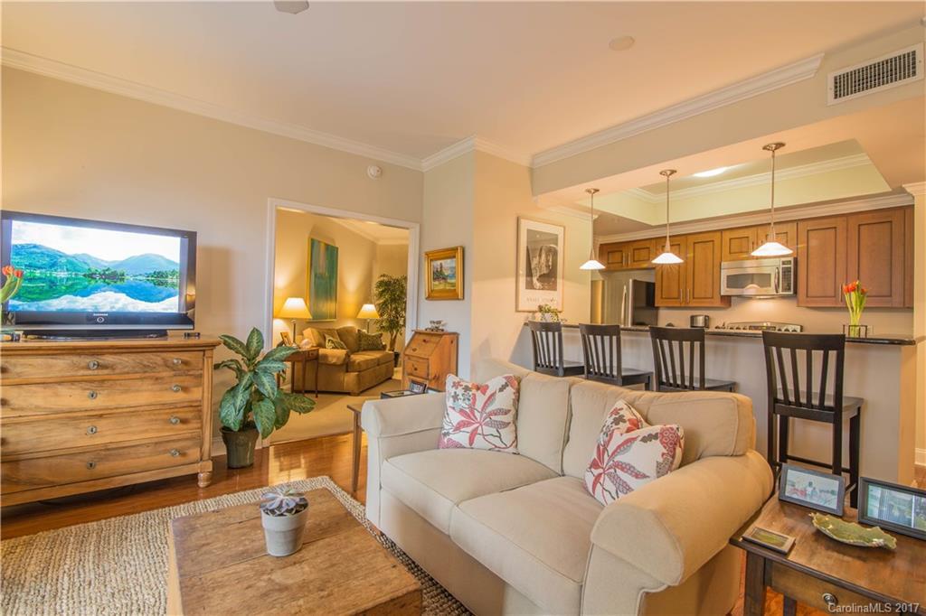 300 W 5th St. #334, Charlotte, NC 28202