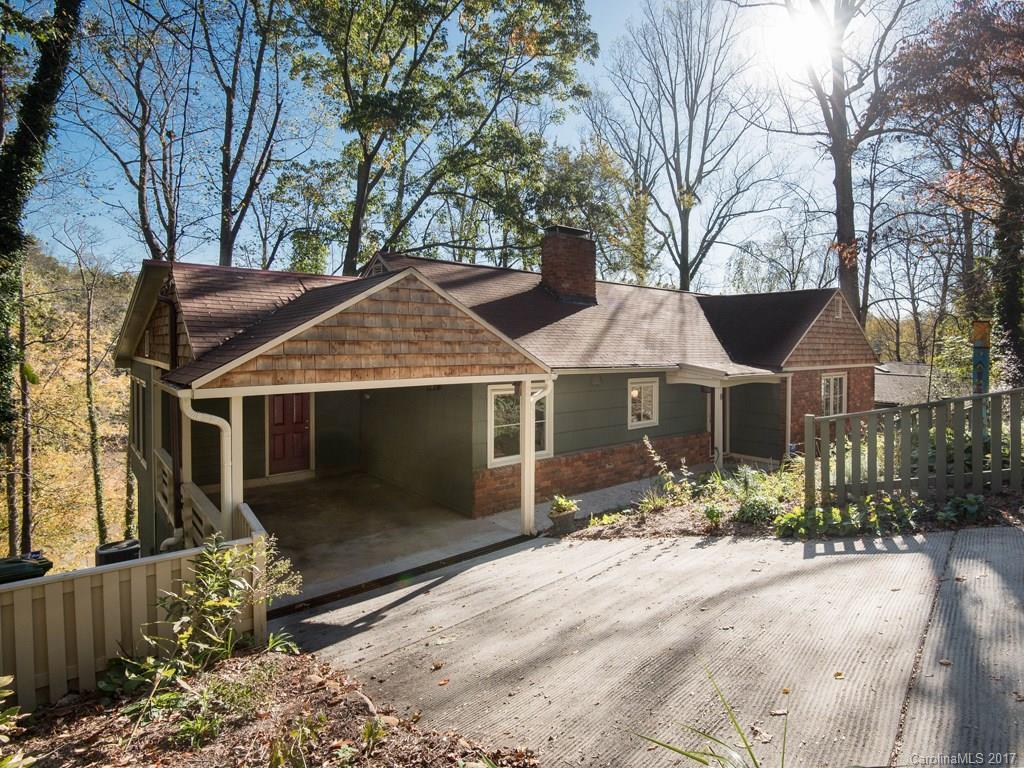 5 Plymouth Cir., Asheville, NC 28803