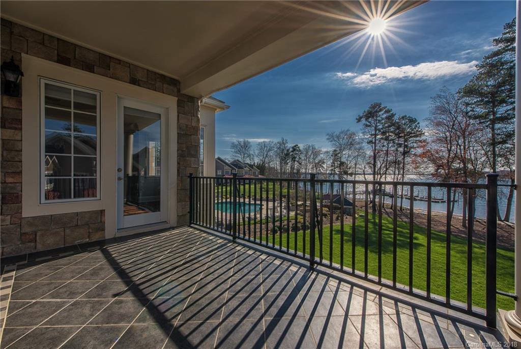 107 N Cove Key Ln., Mooresville, NC 28117