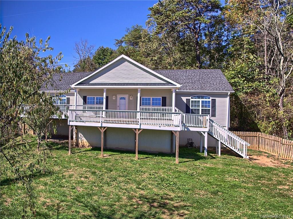 19 Phoenix Cir., Alexander, NC 28701