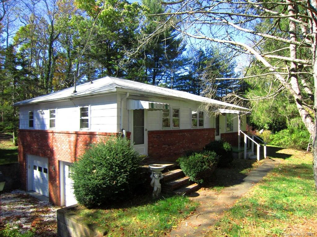 49 Forest Ridge Dr., Asheville, NC 28806