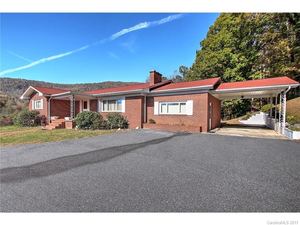 252 Falls Cir., Sylva, NC 28779