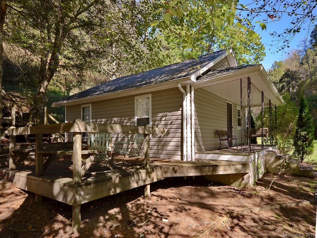 9709 Hwy 197 None, Green Mountain, NC 28740