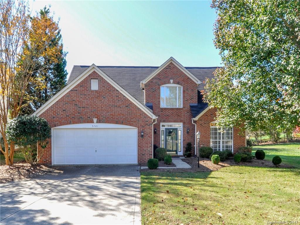 5761 Cambridge Bay Dr., Charlotte, NC 28269