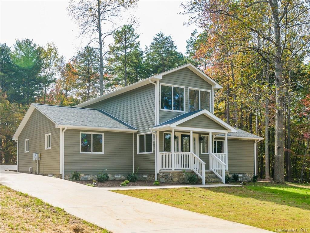 129 Hidden Harbor Rd., Mooresville, NC 28117