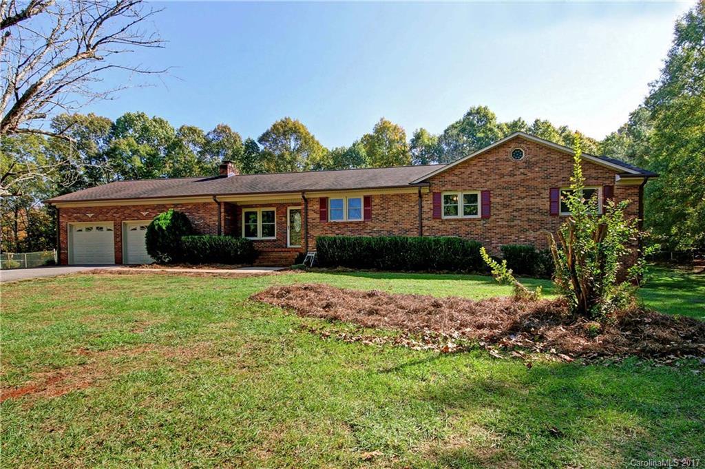 4916 Leepers Creek Rd., Maiden, NC 28650