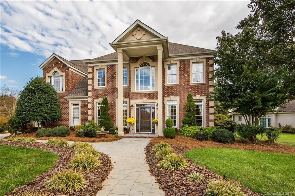 15734 Northstone Dr., Huntersville, NC 28078