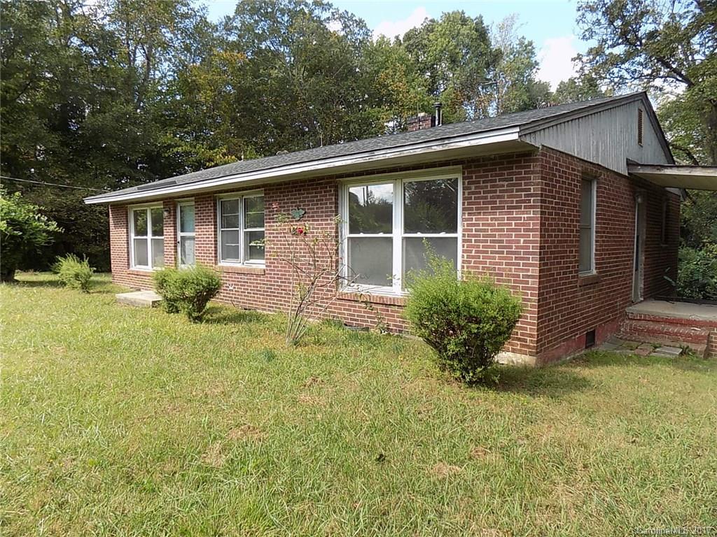 8674 Catawba Cove Dr., Gastonia, NC 28056