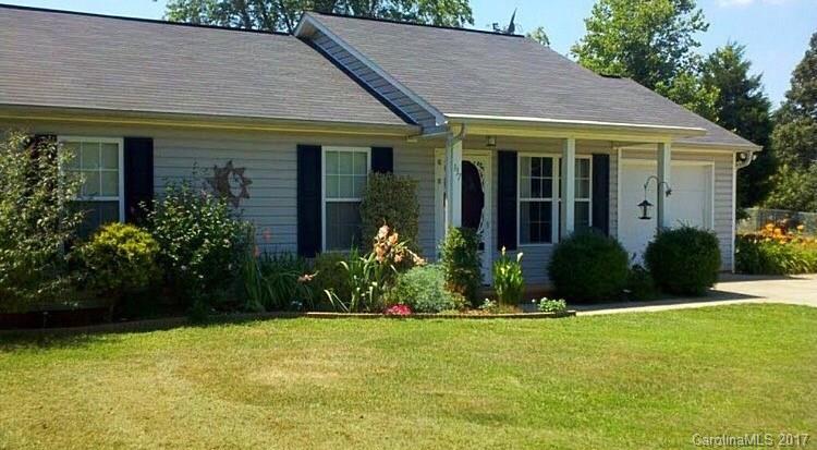 137 Potts Grant Ln., Statesville, NC 28625