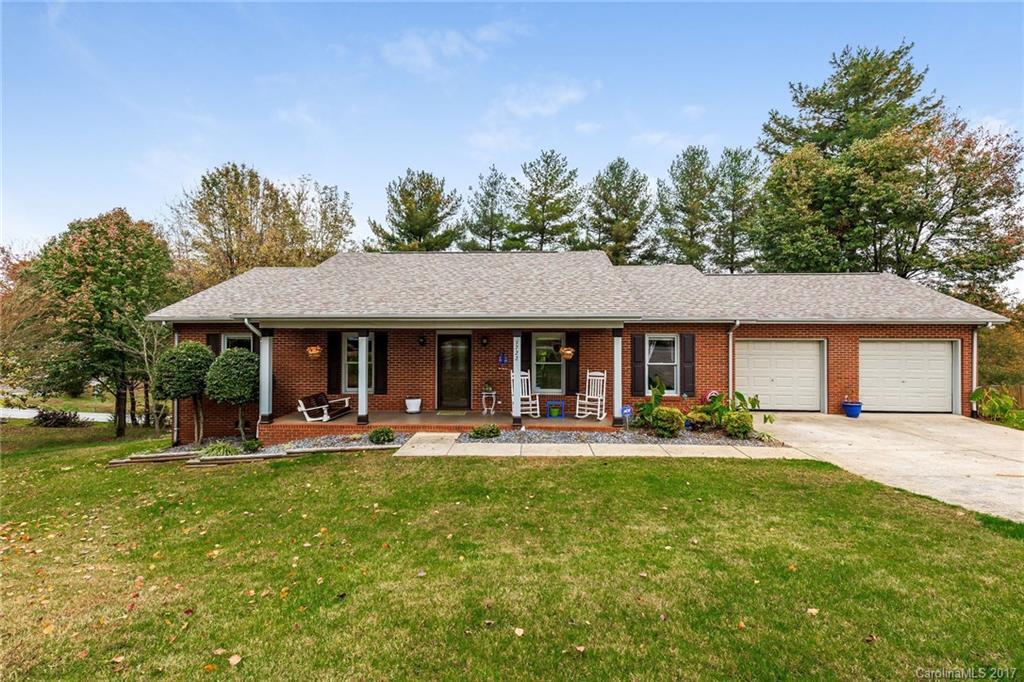 1722 33rd Street Cir. #3, Hickory, NC 28602