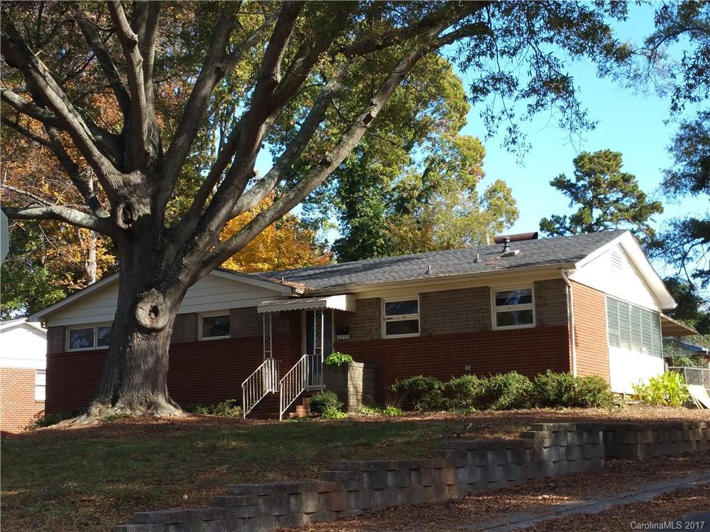 2353 Pruitt St., Charlotte, NC 28208