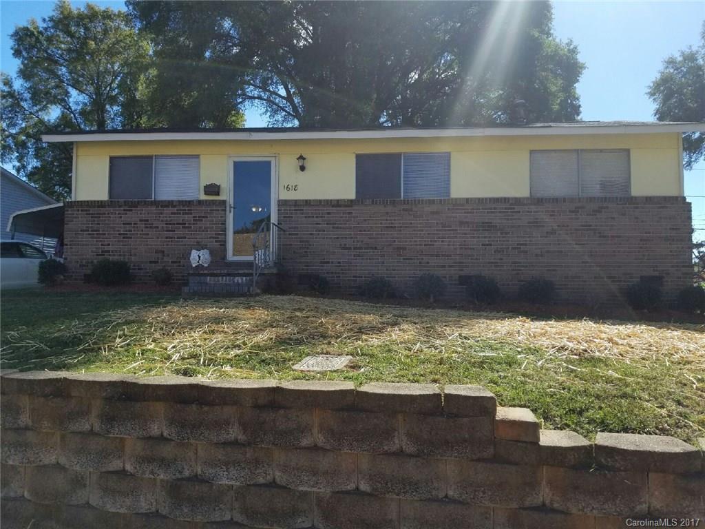 1618 Montana Dr., Charlotte, NC 28216