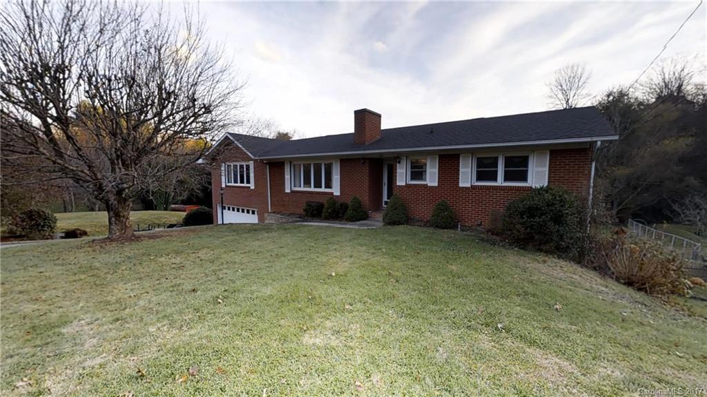 665 Oakmont Dr., Canton, NC 28716