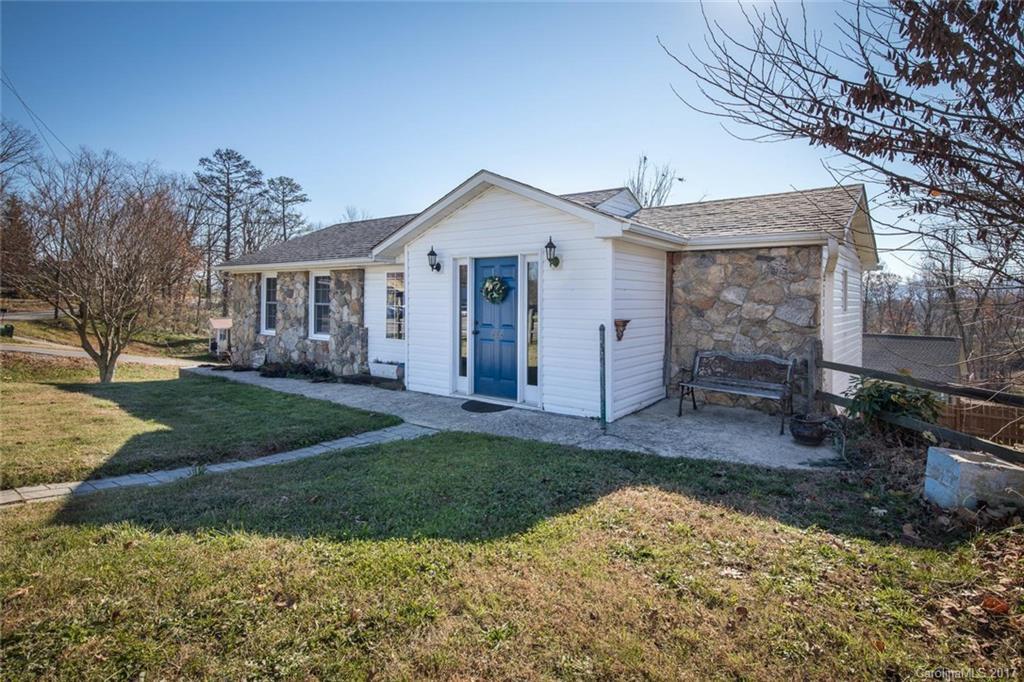 424 Deaverview Rd., Asheville, NC 28806