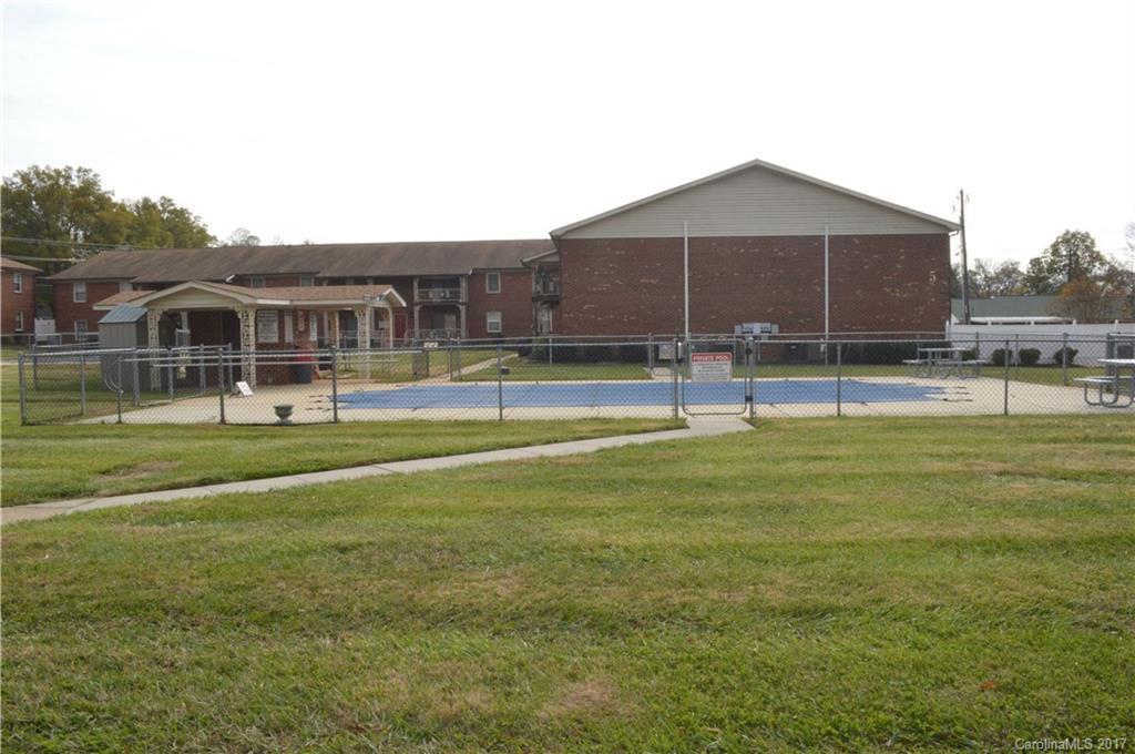 105 Carriage House Dr., Kannapolis, NC 28081