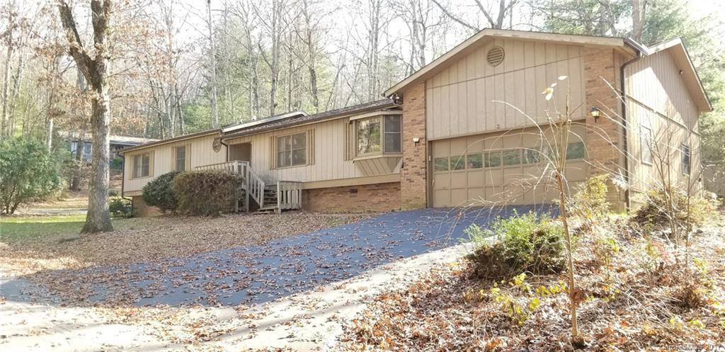 2 Sundance Ln., Arden, NC 28704