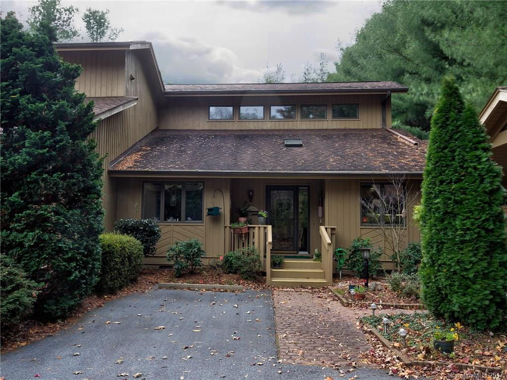 604 Spanish Oak Ln., Hendersonville, NC 28791