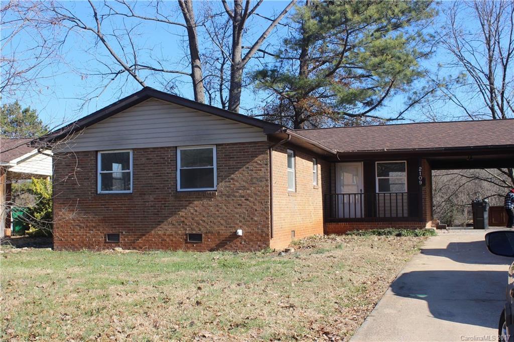 2109 Longleaf Dr., Charlotte, NC 28210