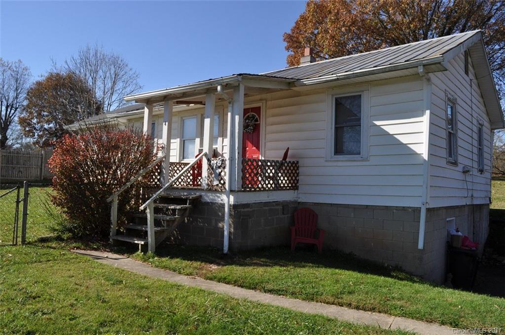 4 Brickyard Dr., Asheville, NC 28806