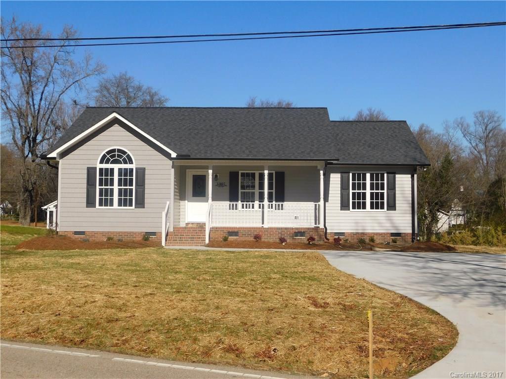 1307 Brantley Rd., Kannapolis, NC 28083