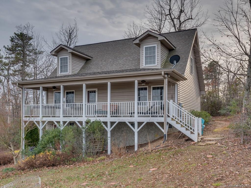 34 Autumn View Ct., Bat Cave, NC 28710