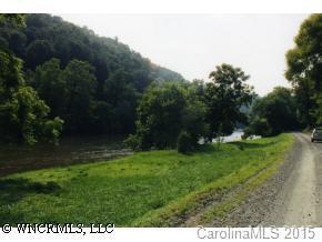 2101 Roses Branch Rd., Burnsville, NC 28714