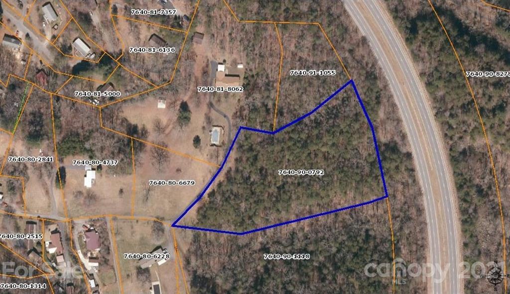 000 Joe Davis Rd., Sylva, NC 28779