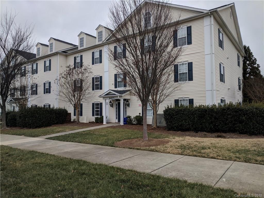 6413 Town Hall Pl., Harrisburg, NC 28075