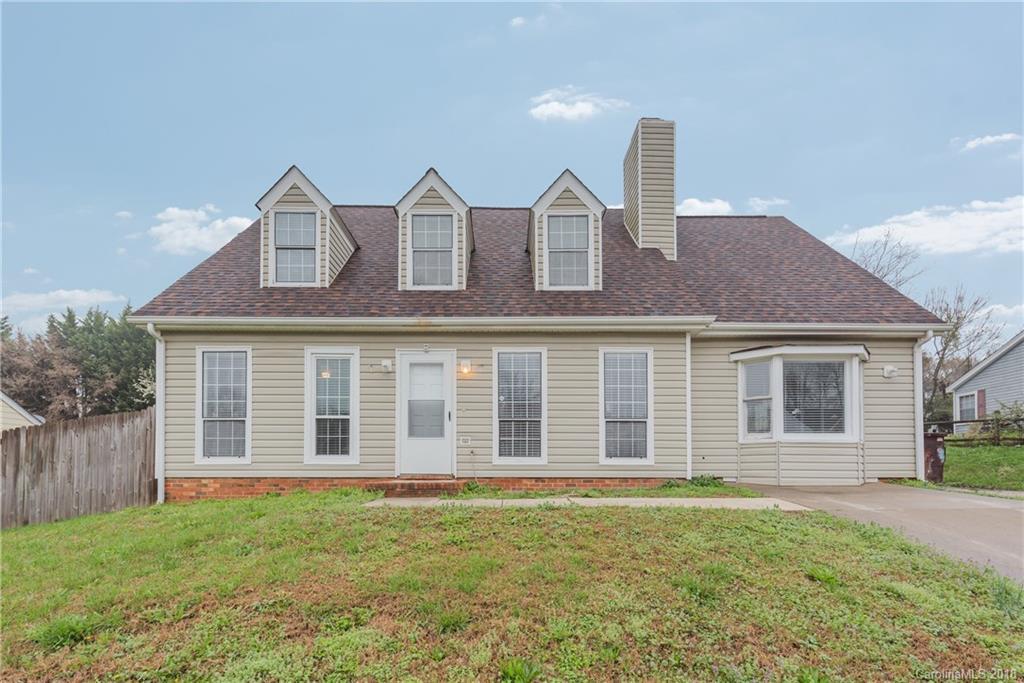 5518 Carronbridge Ln., Charlotte, NC 28216