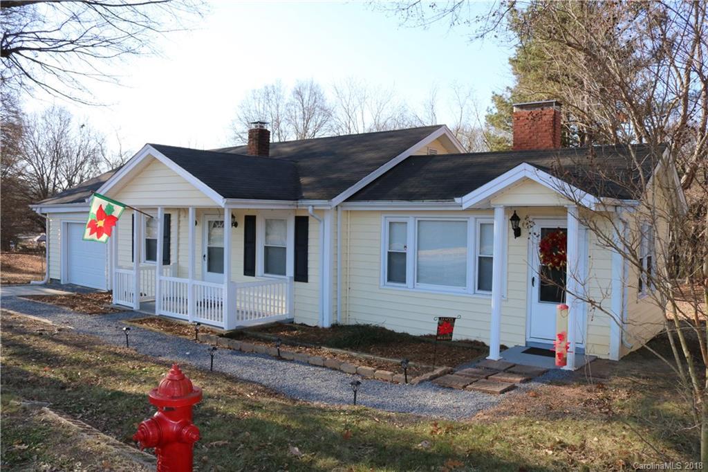 1737 Womble Ln., Gastonia, NC 28054