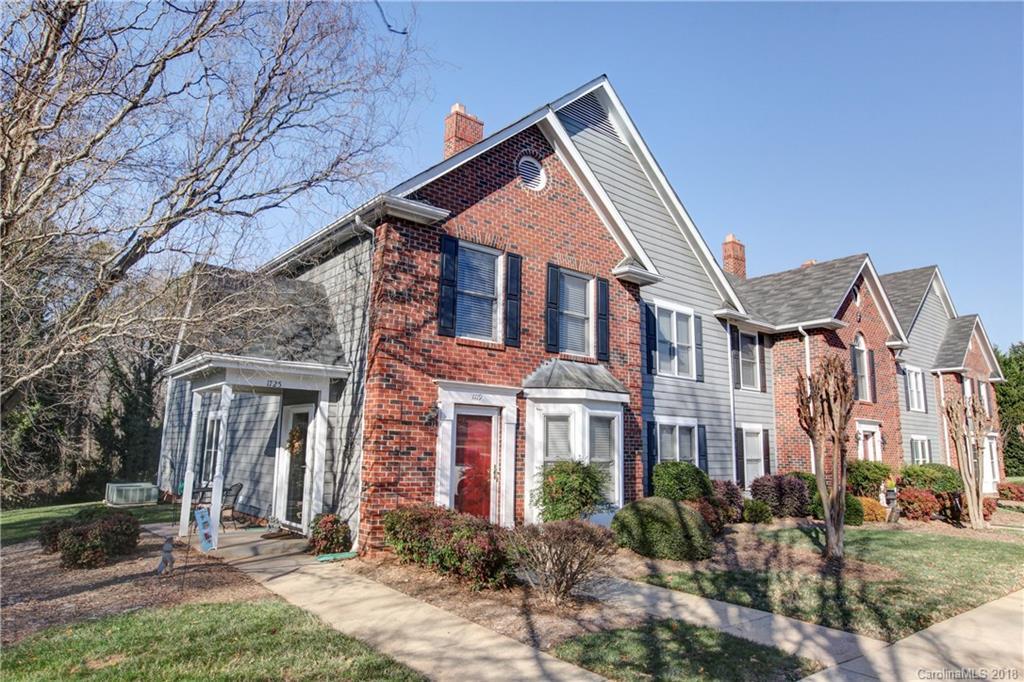 1725 Robinwood Rd., Gastonia, NC 28054