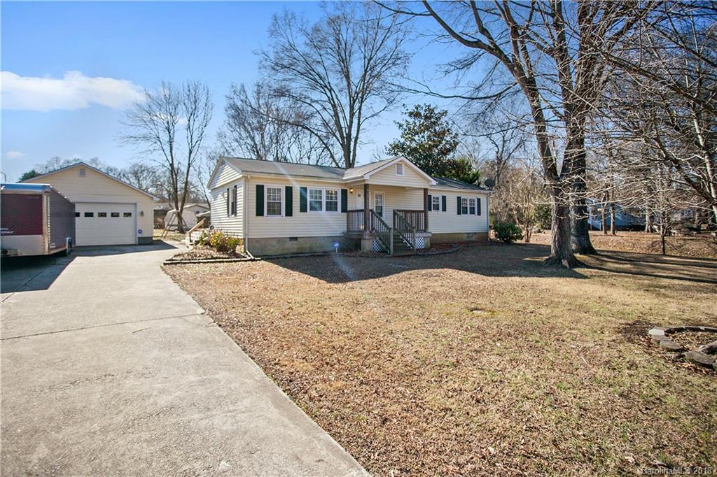 420 Autumn Dr., Harrisburg, NC 28075