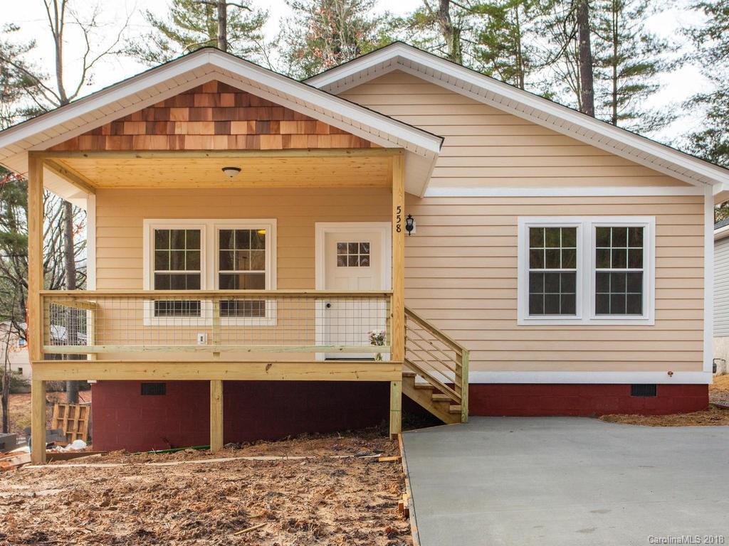 558 Toms Hill Dr., Hendersonville, NC 28739