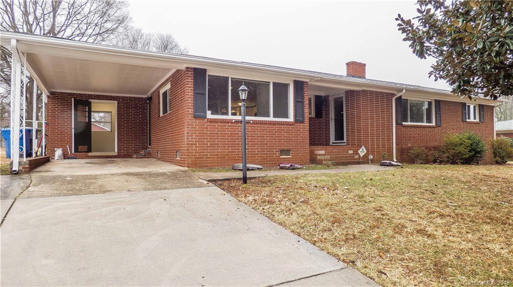 354 S Magnolia St., Mooresville, NC 28115