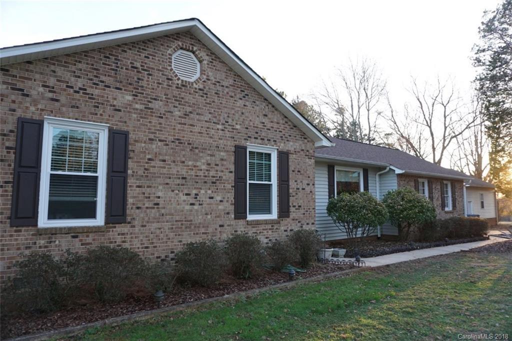 6609 Bealgray Rd., Kannapolis, NC 28081