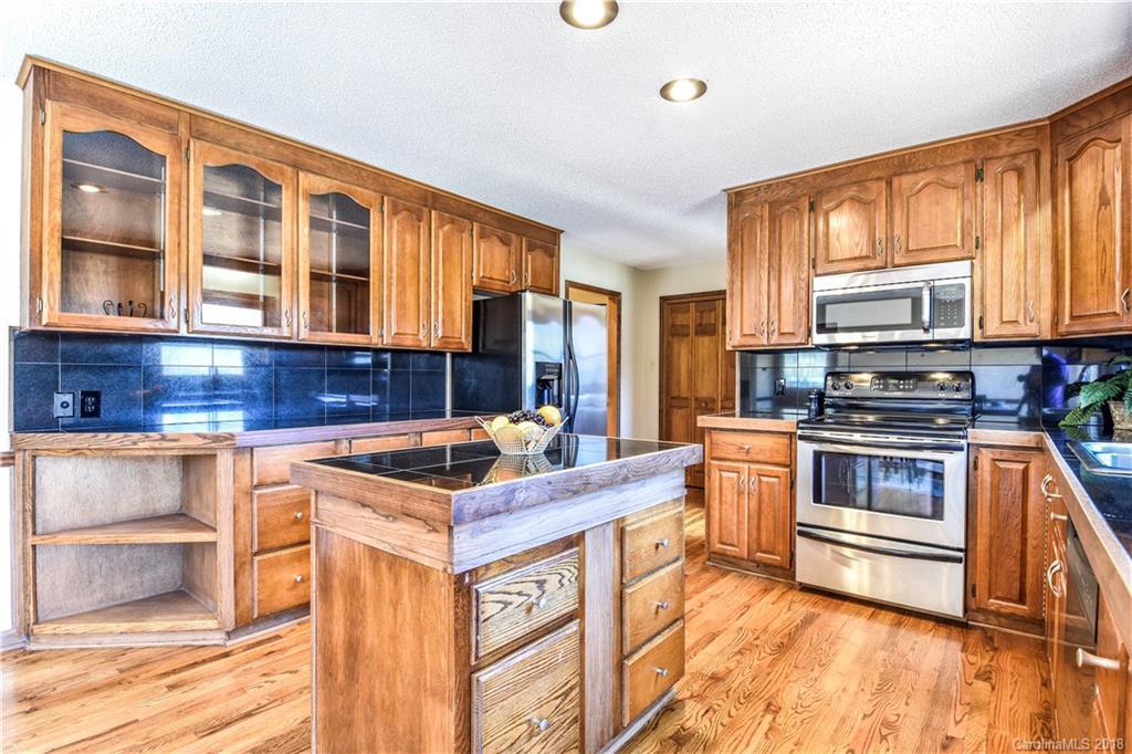 890 Shinn Farm Rd., Mooresville, NC 28115